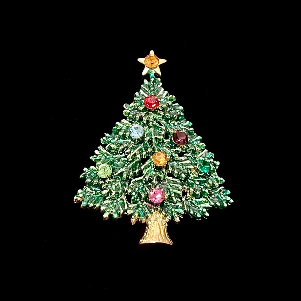 ☃️ Vintage Christmas Tree Brooch
